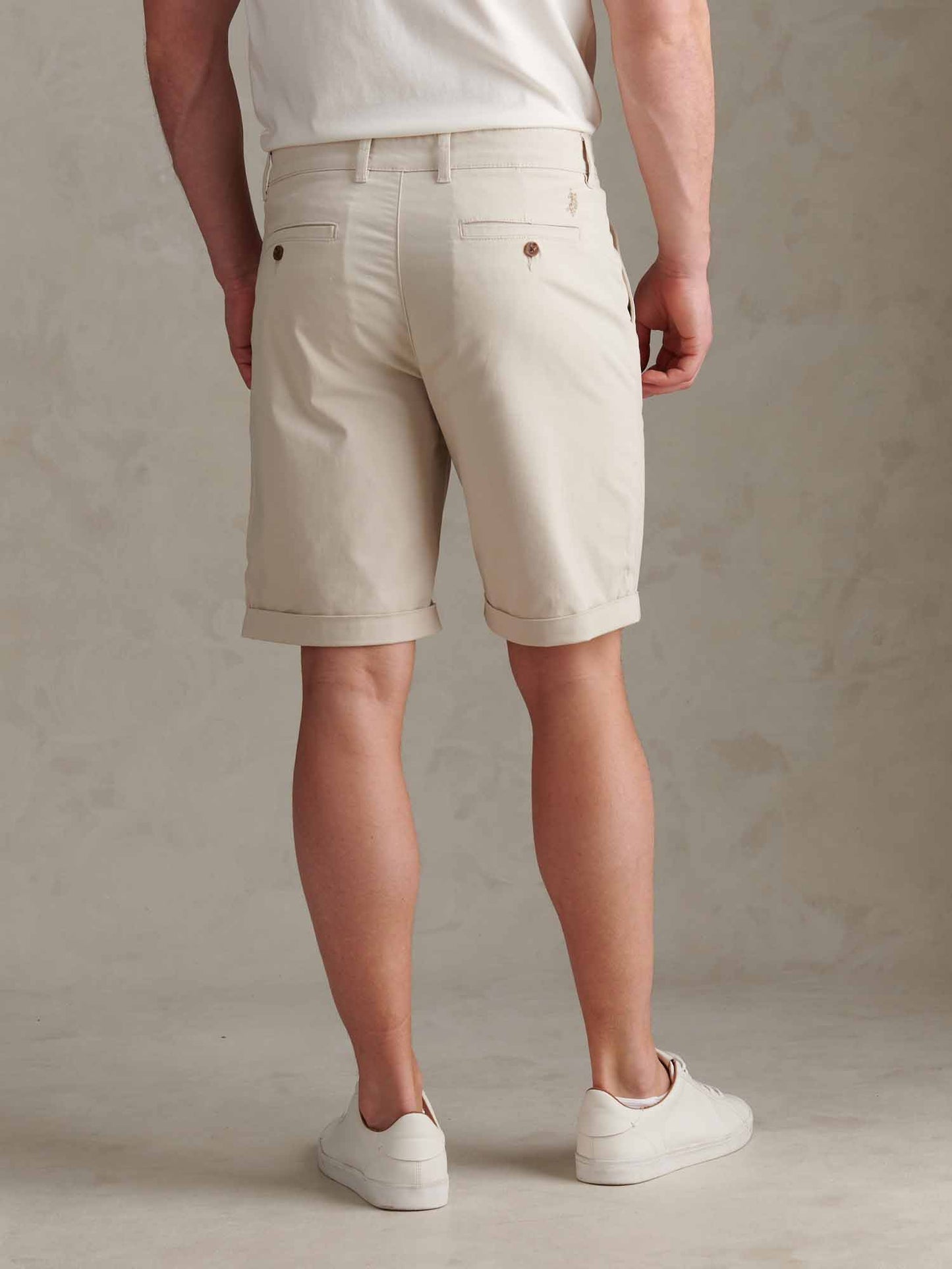 Mens Pleat Front Classic Lightweight Chino Short Beige
