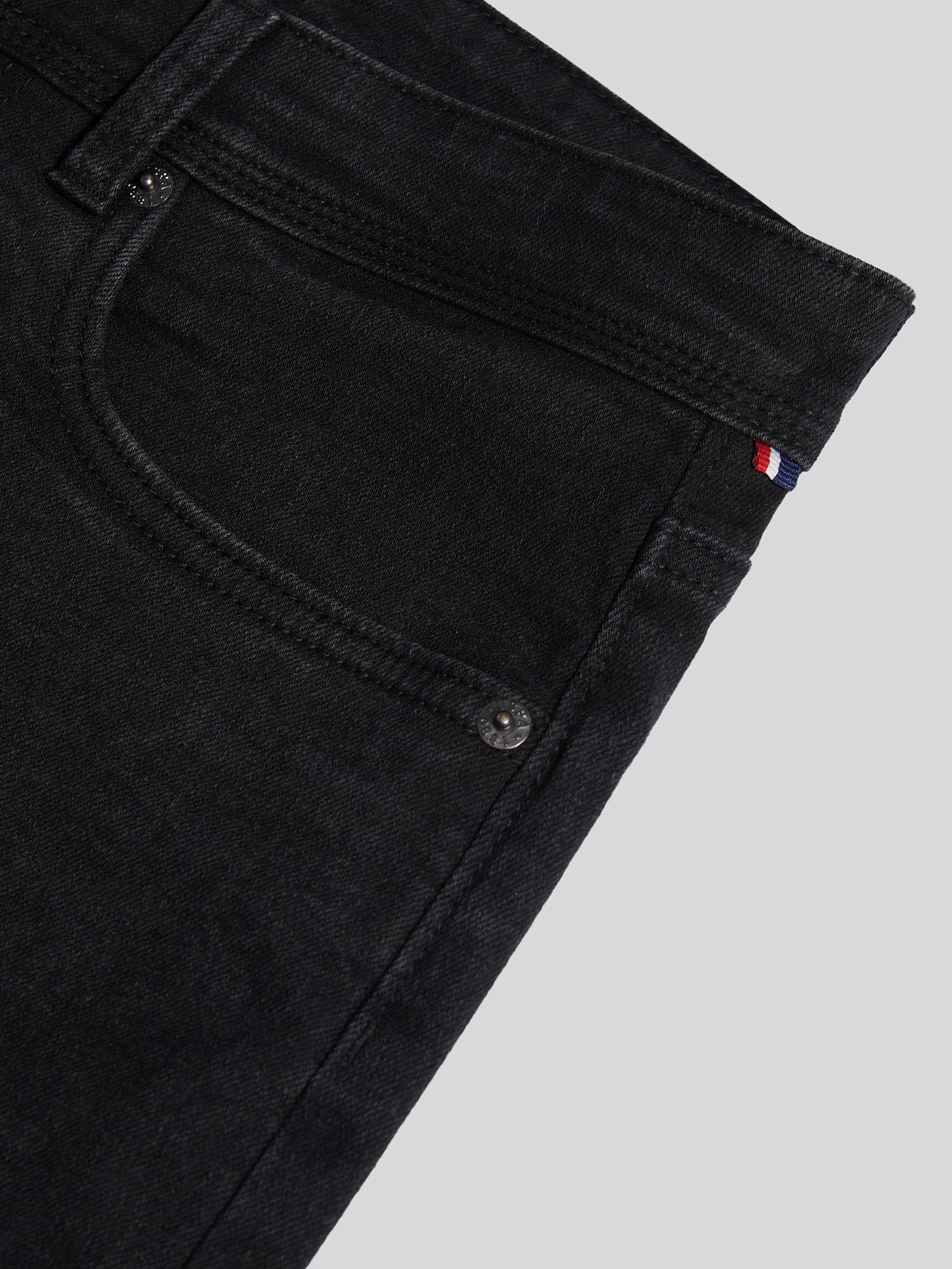 Mens Straight Fit Jean Black Wash