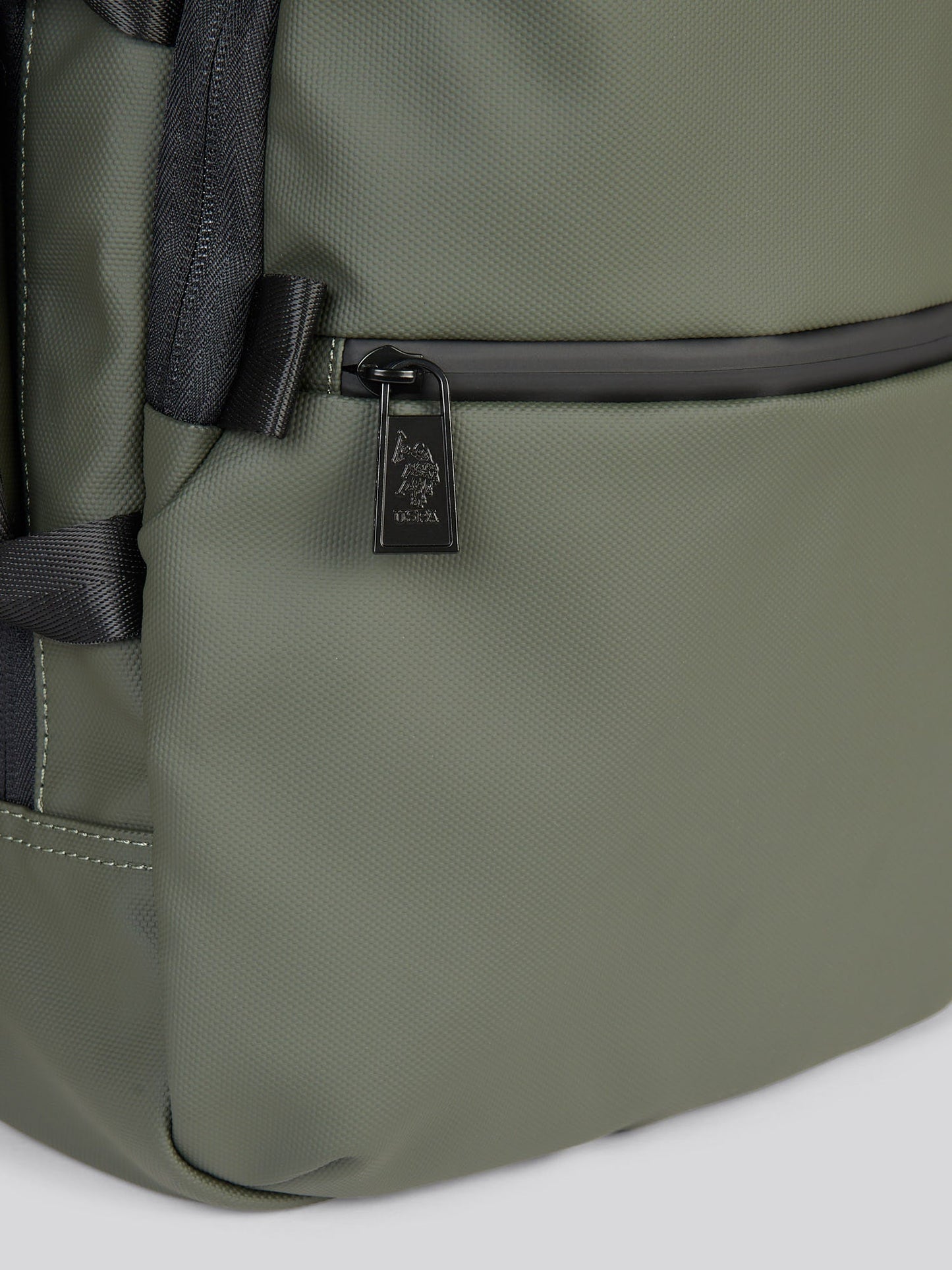 Mens Arrowhead Backpack in Army Green
