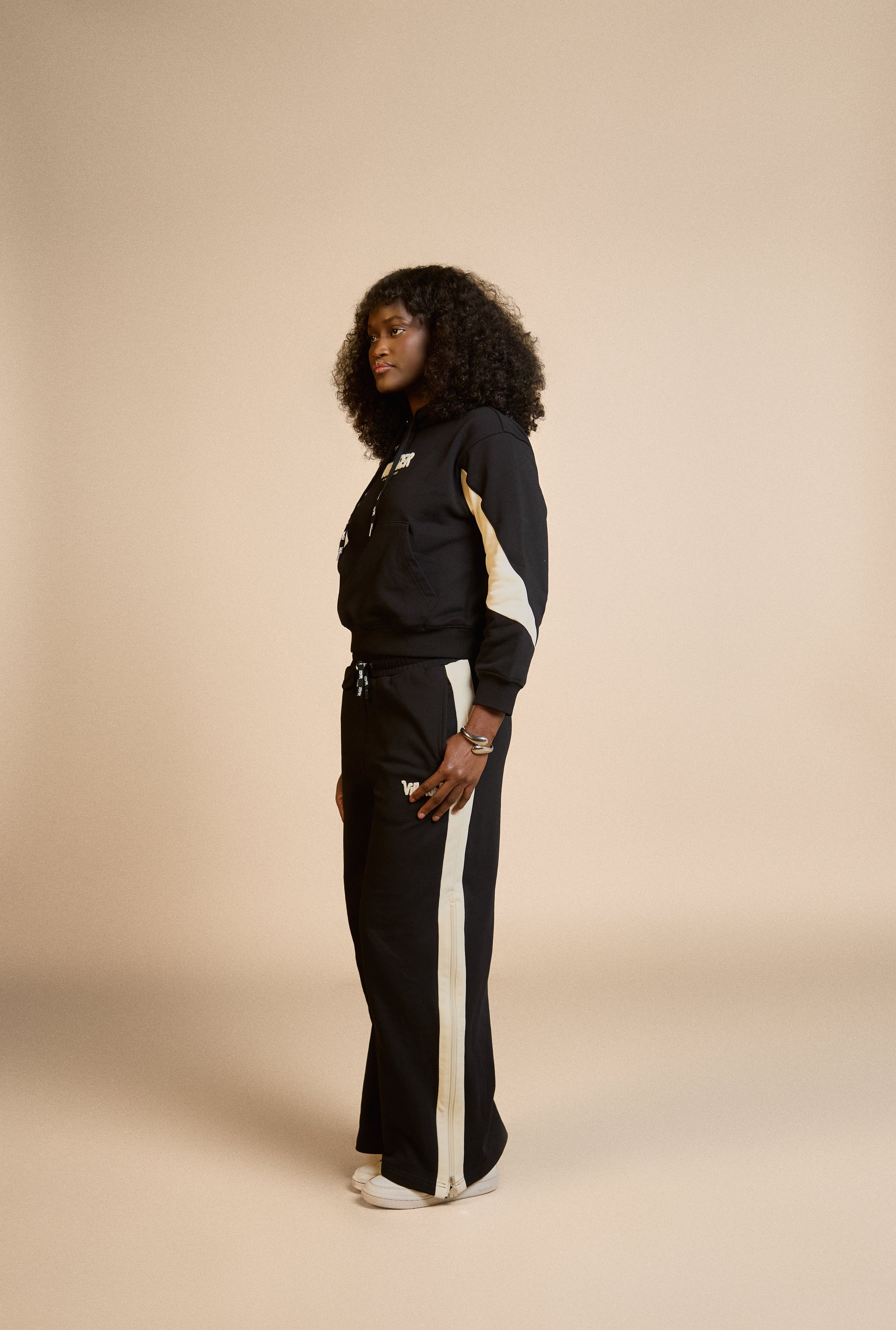 Villager Roots Run Deep Women’s Sweatsuit Set