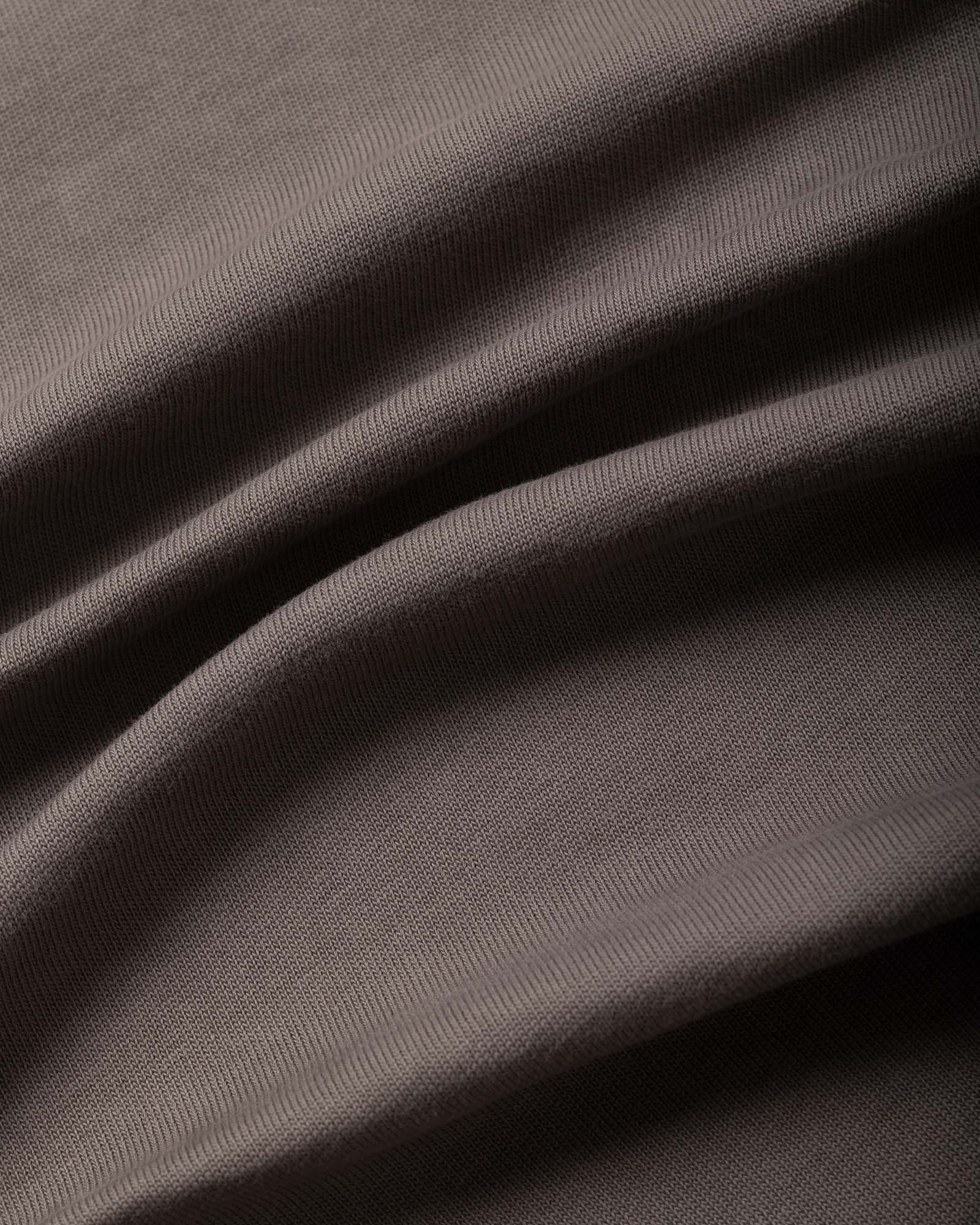 TEE 001 - Sandstone