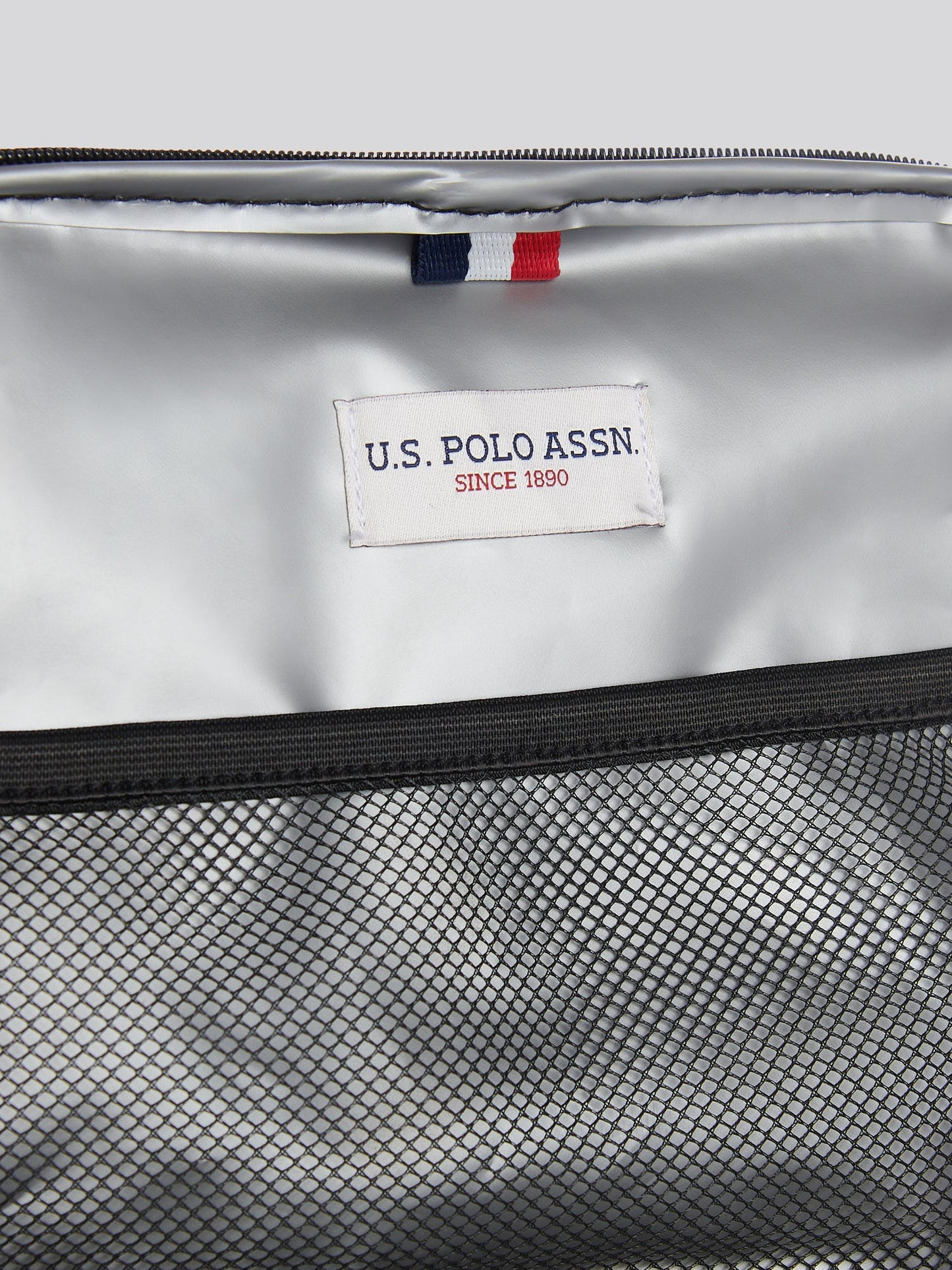 USPA Authentic Graphic Lunchbag Black