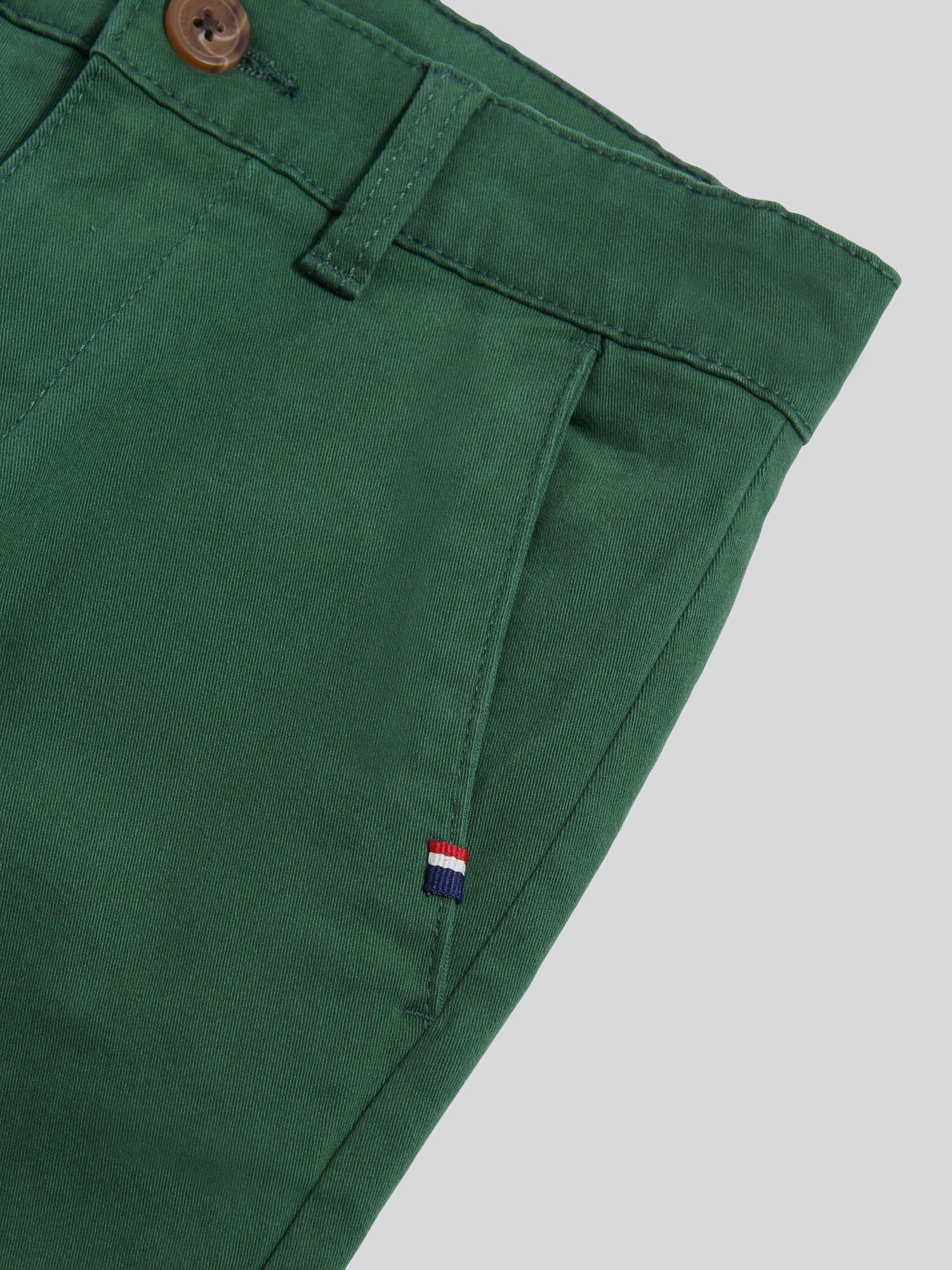 Boys Classic Chino in Pineneedle