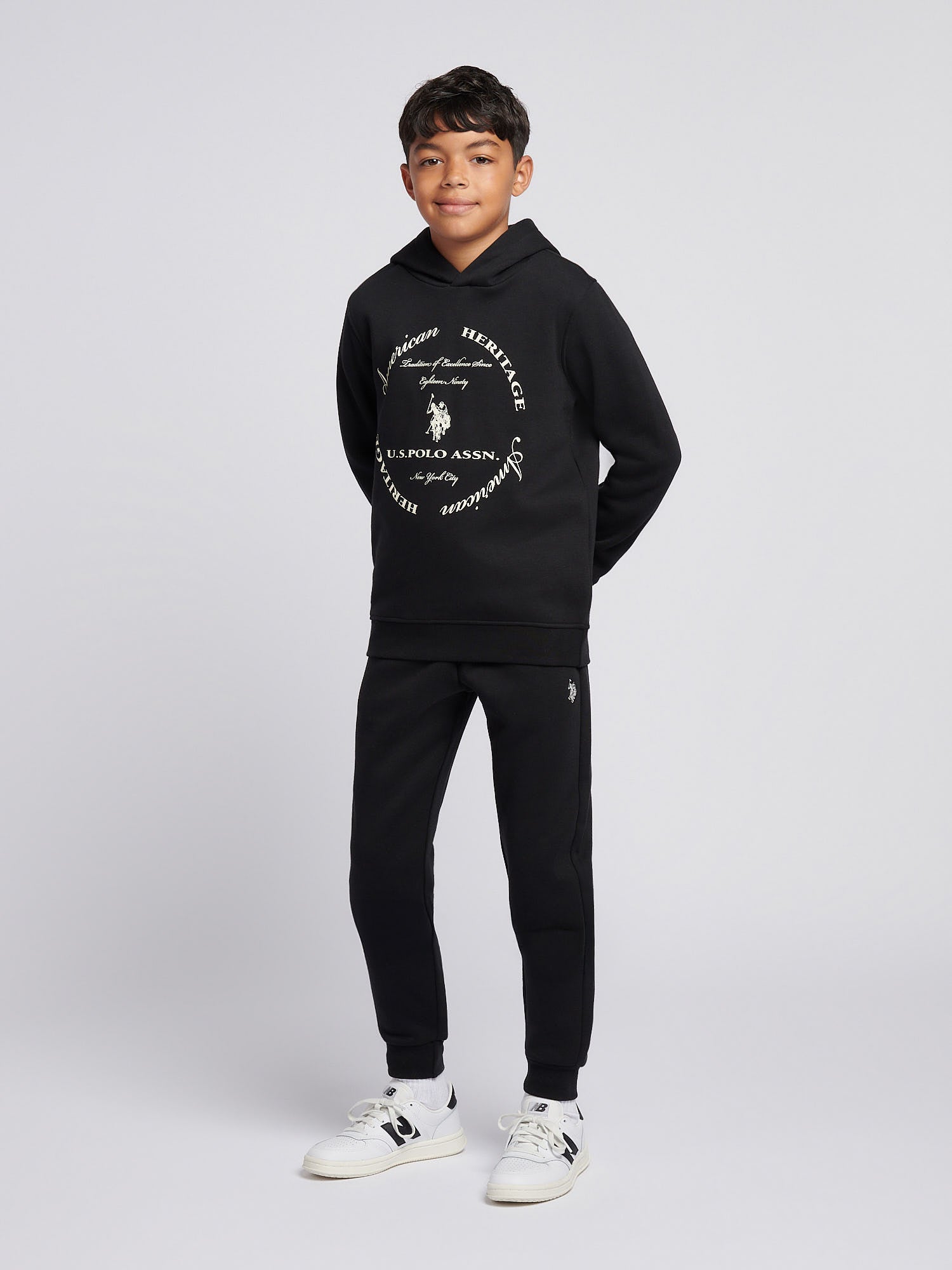 Boys Circle Graphic Hoodie & Jogger Set in Black
