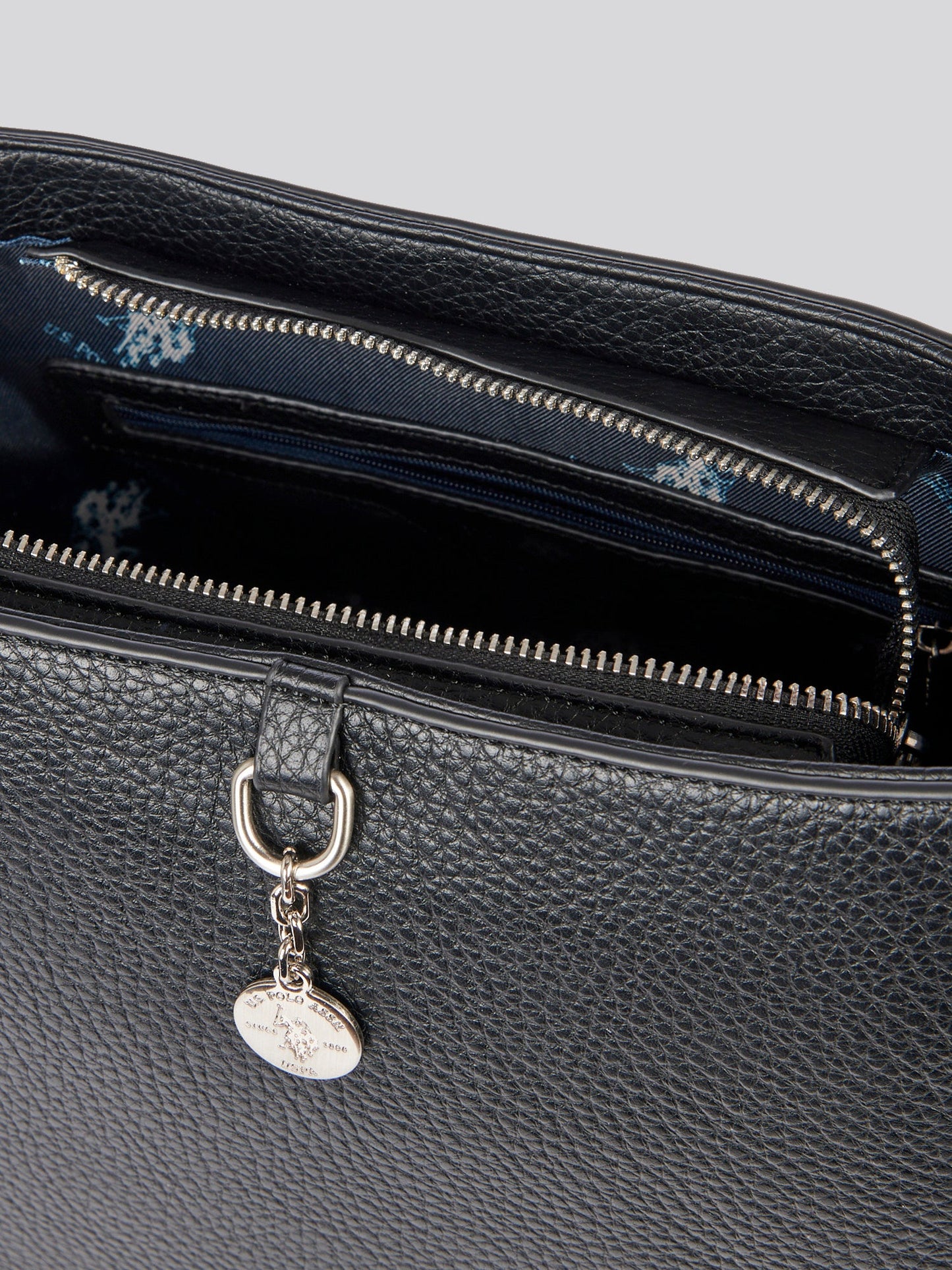 U.S. Polo Assn. Womens Breezy Hobo Bag in Black