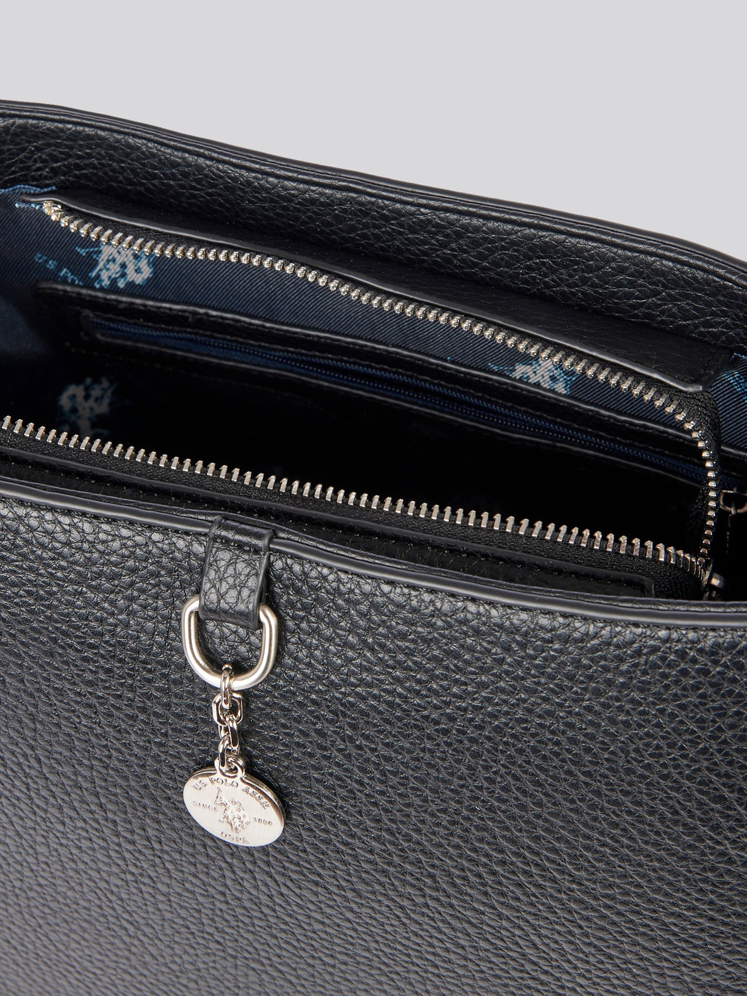 U.S. Polo Assn. Womens Breezy Hobo Bag in Black