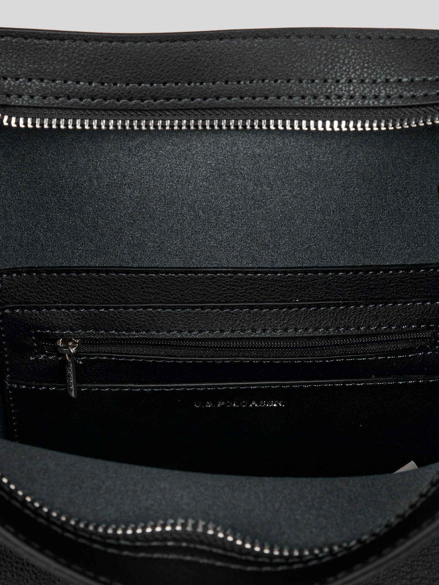 U.S. Polo Assn. Womens Retro Hobo Bag in Black