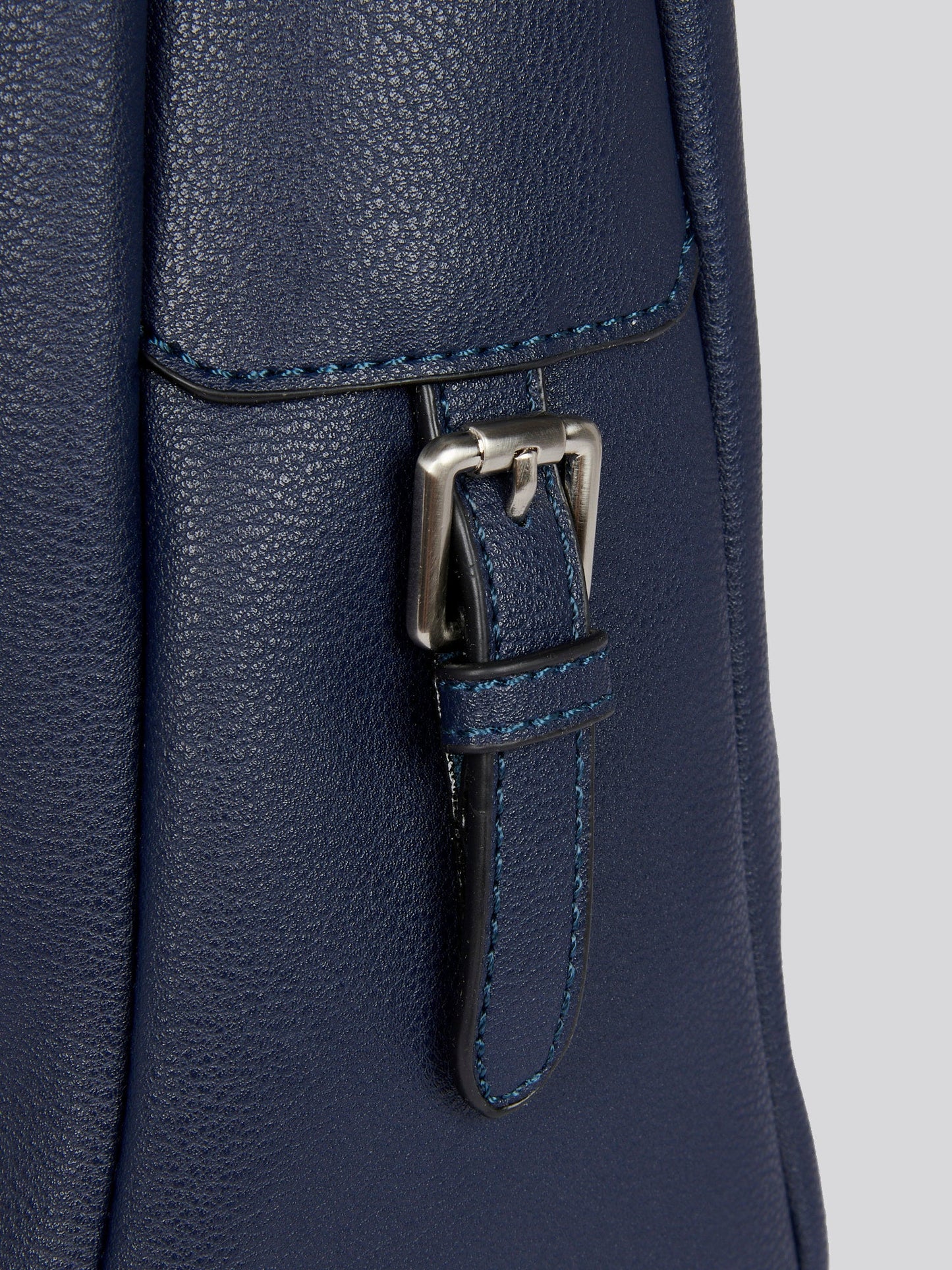 U.S. Polo Assn. Womens Retro Hobo Bag in Navy