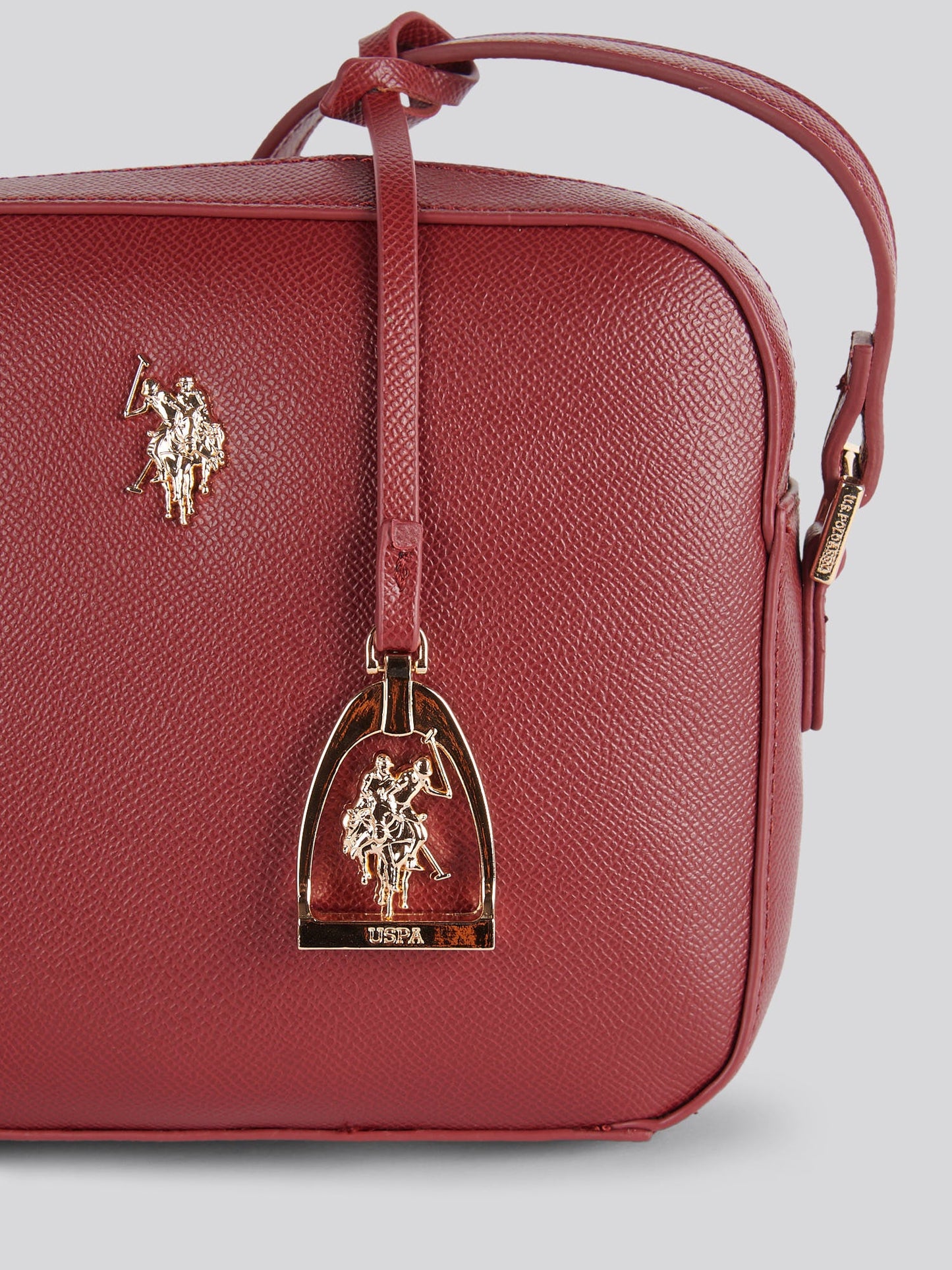 U.S. Polo Assn. Womens Jones Crossbody Bag Wine
