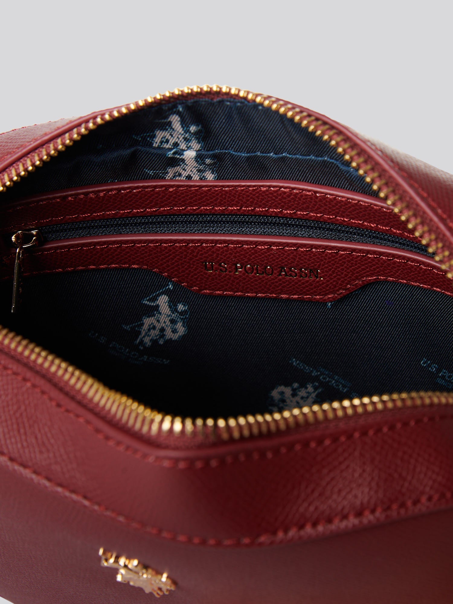 U.S. Polo Assn. Womens Jones Crossbody Bag Wine