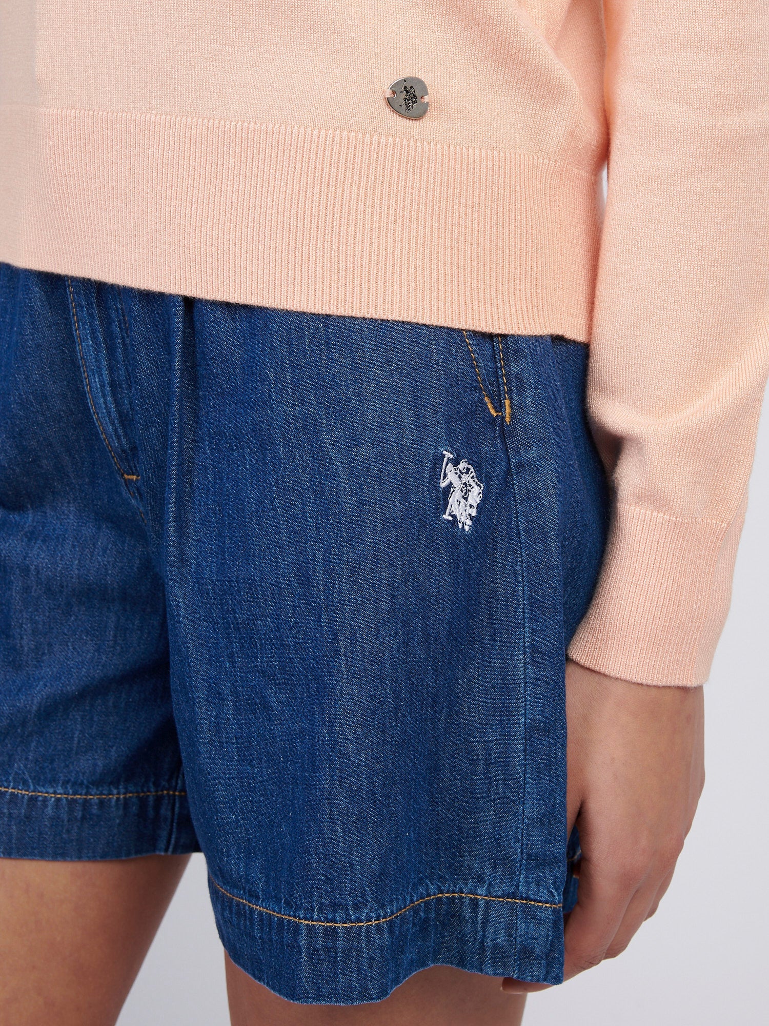 Womens Crew Neck Jumper in Peach Nectar