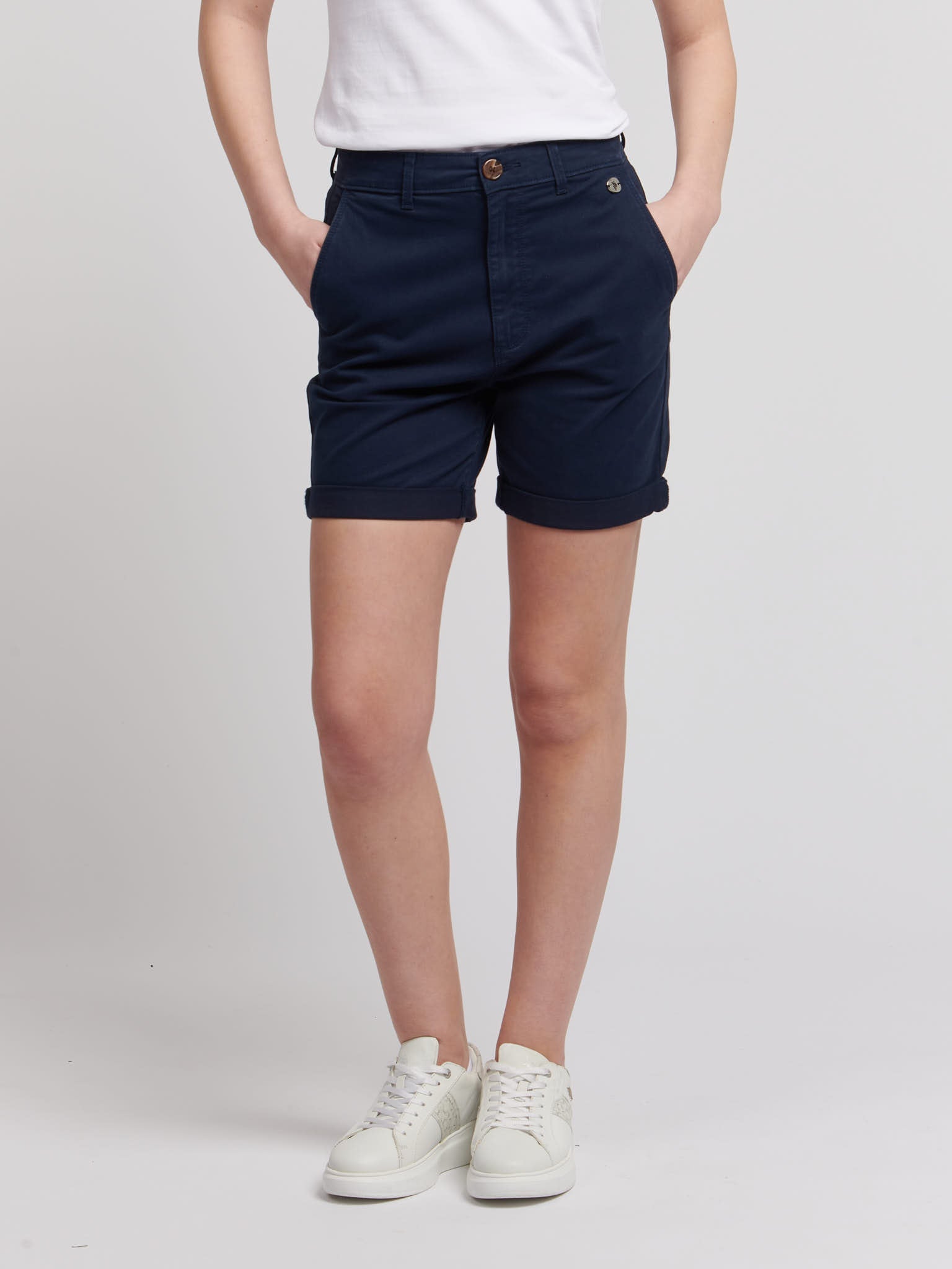 Womens Turn Up Chino Short in Navy Iris