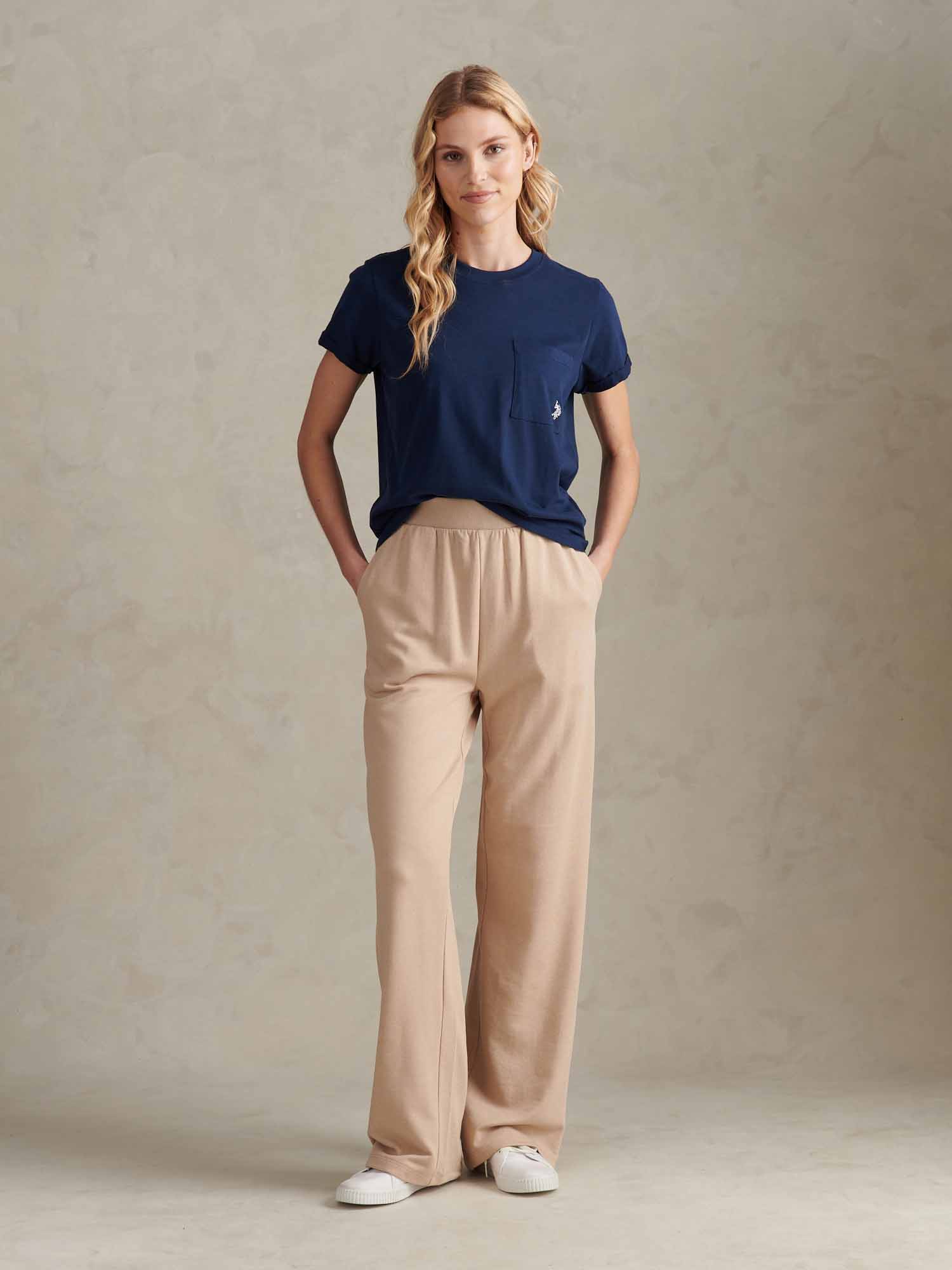 Womens Crew Neck Pocket T-Shirt in Navy Iris