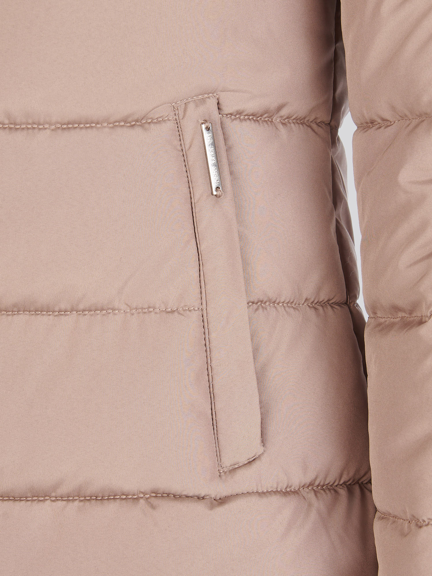 Womens Quilted Hooded Puffer Coat in Leafless Tree