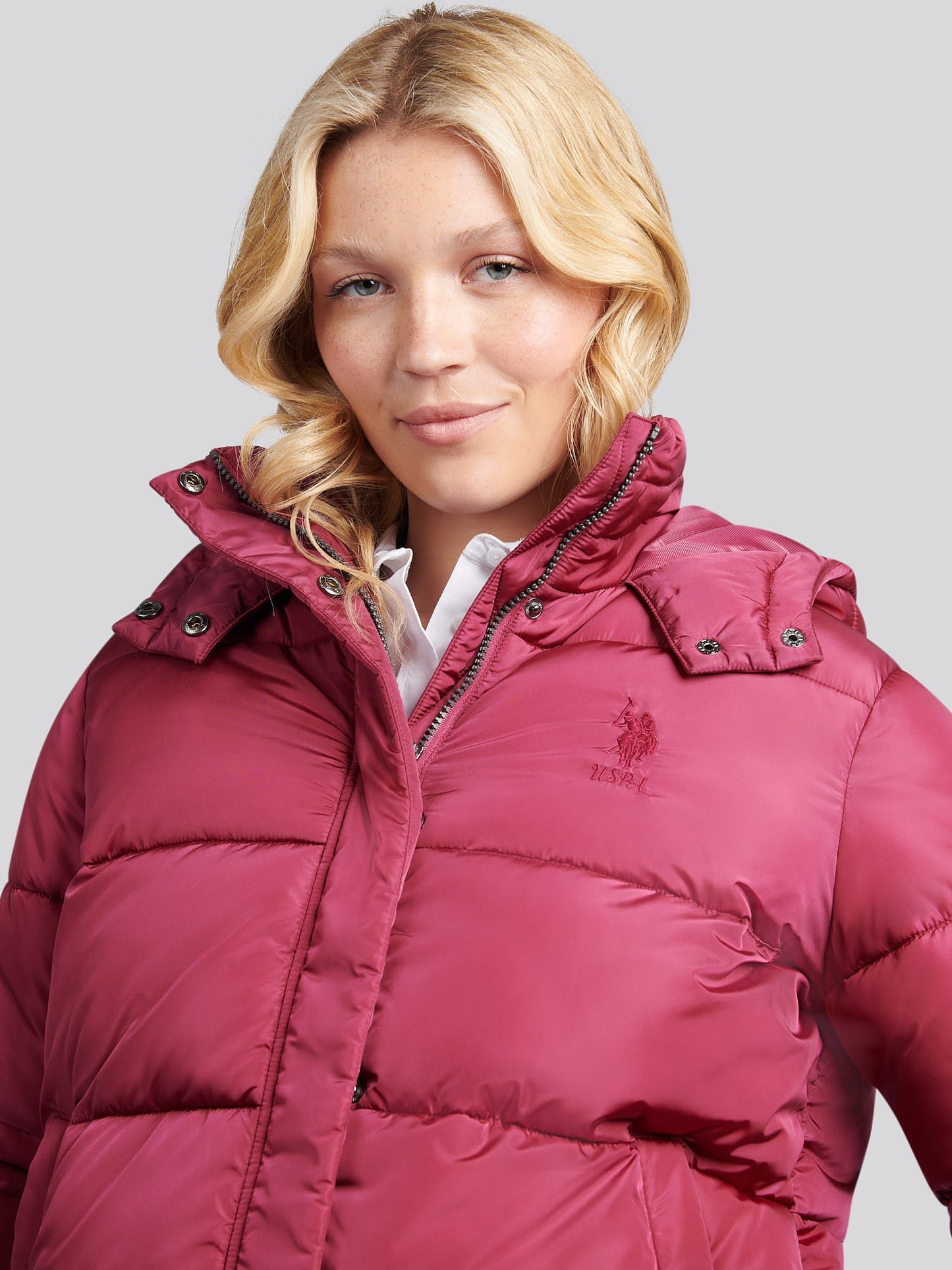 Womens Sateen Puffer Jacket in Beaujolais