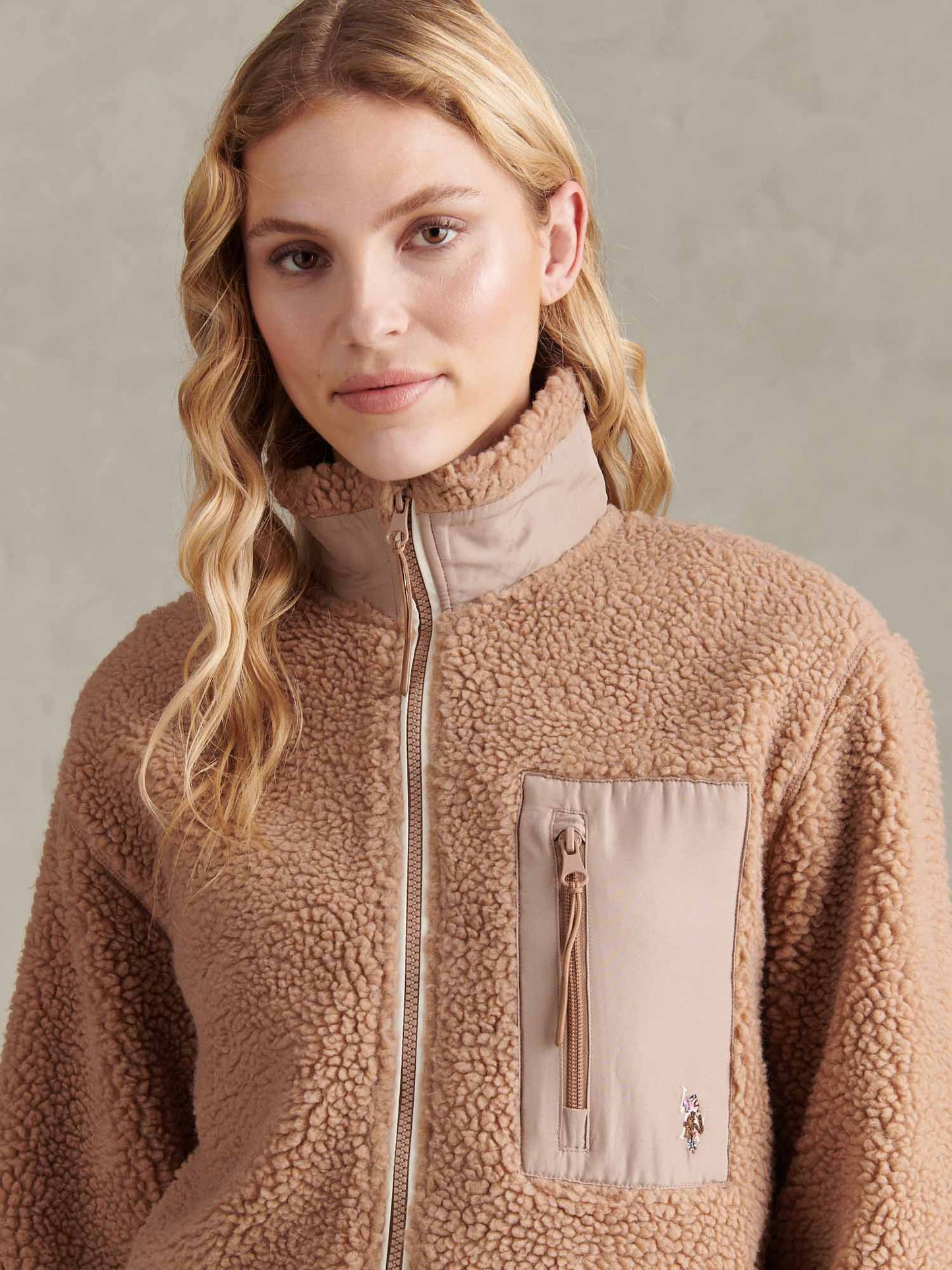 Womens Double Horsemen Borg Zip Funnel in Natural