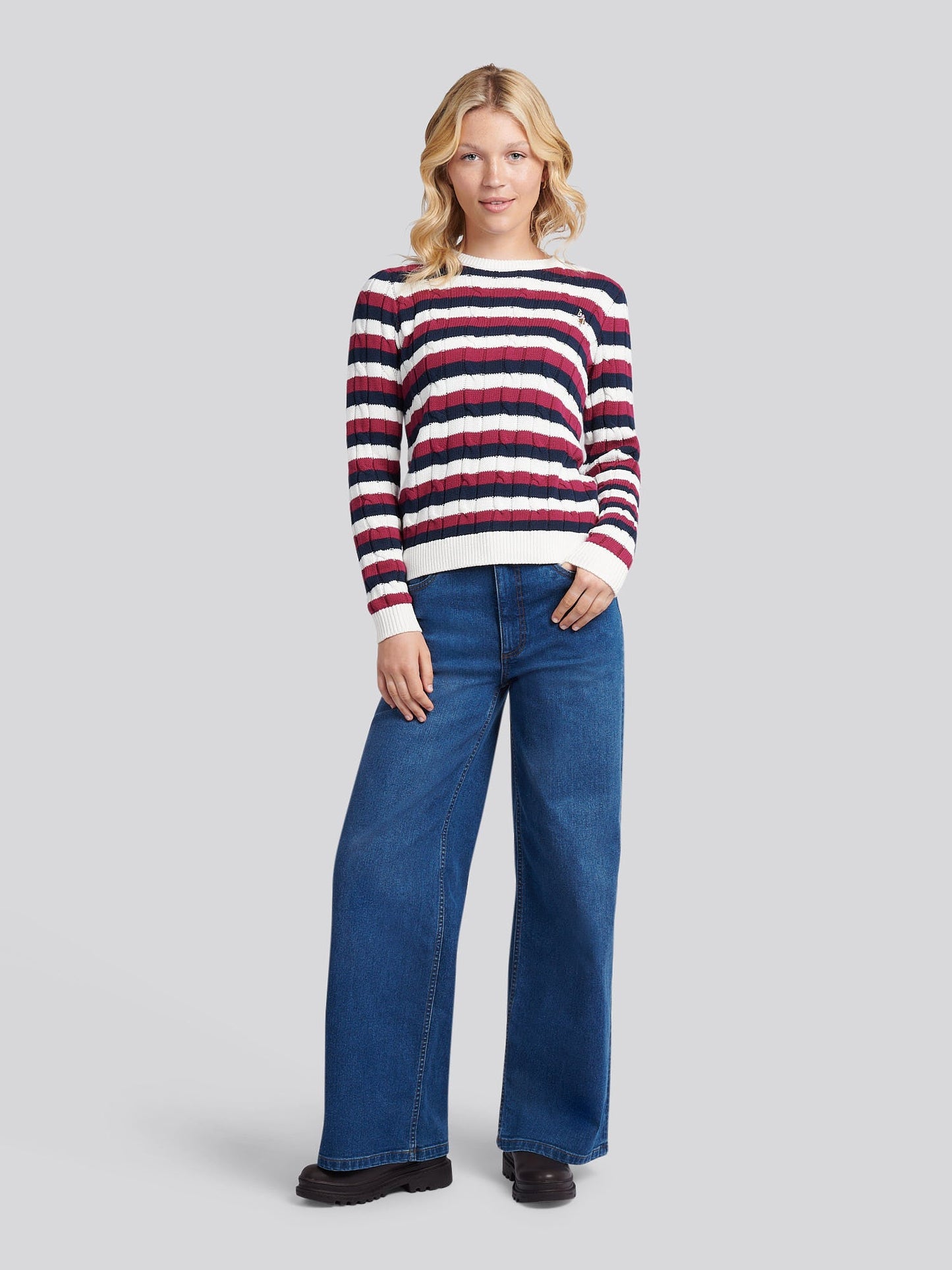 Womens Wide Fit Jean Mid Wash
