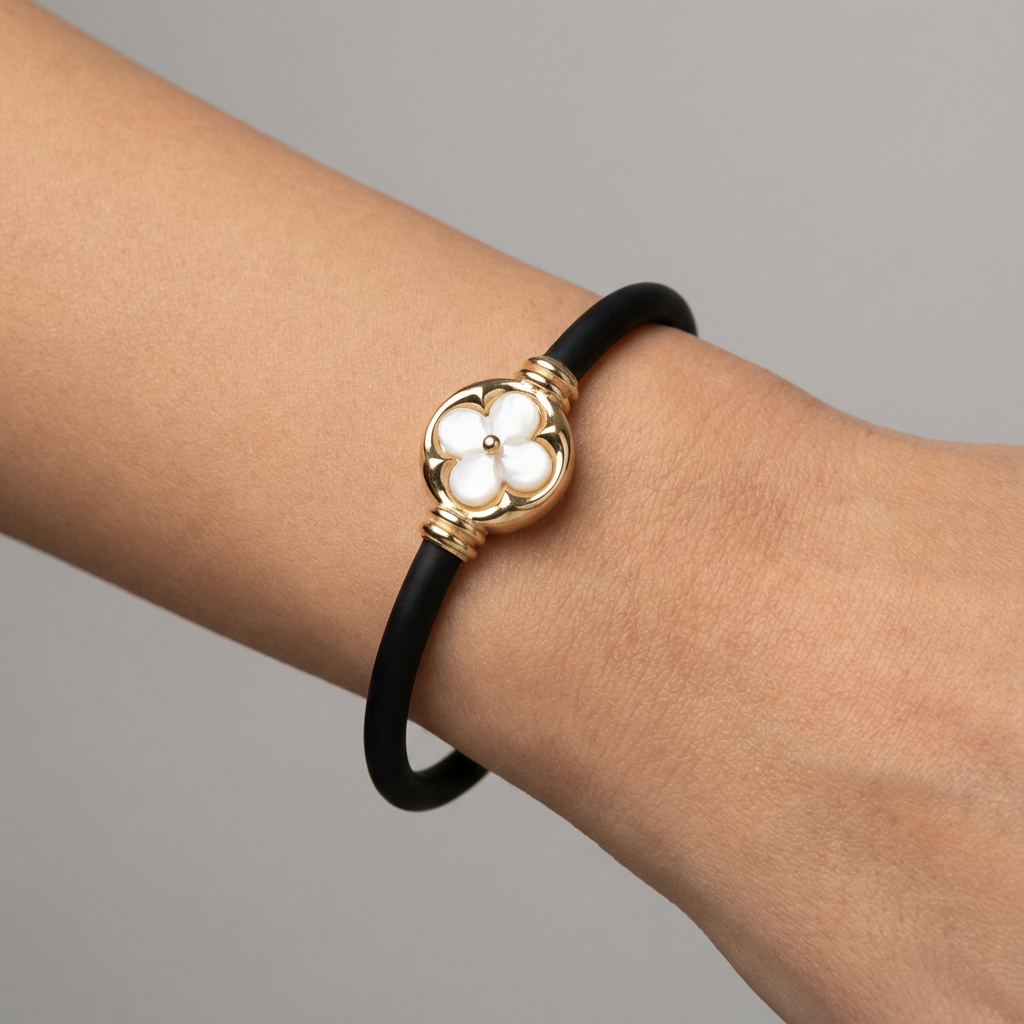 White Clover Gold & Black Bracelet