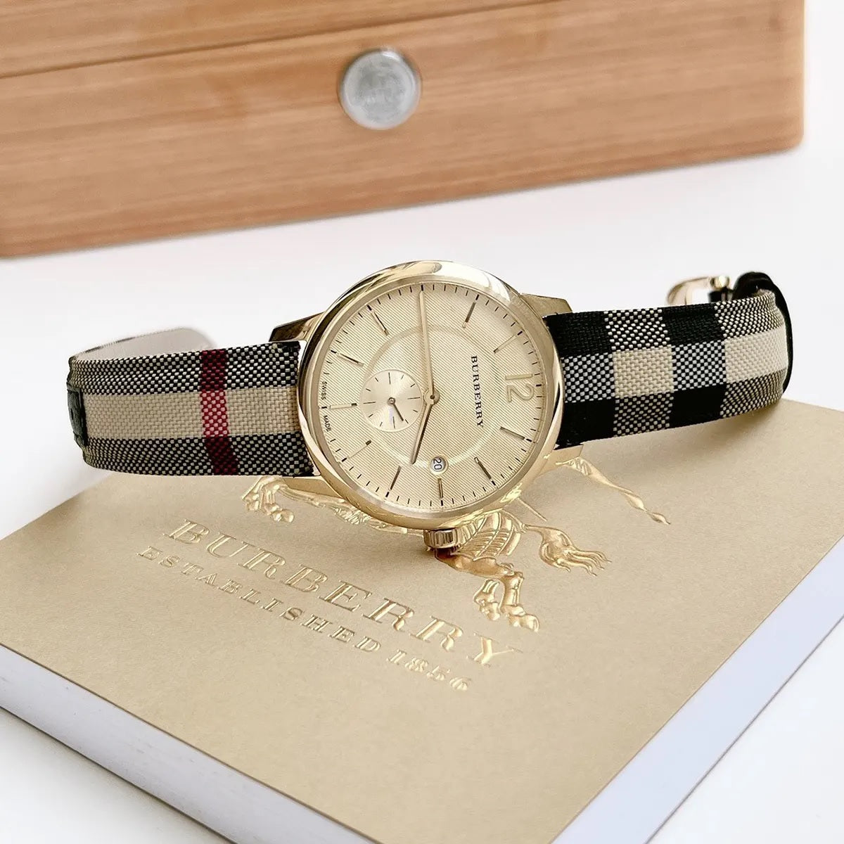 Burberry Men’s Watch Leather Multicolour Strap With Gold Dial And Gold Case BU10001 The City