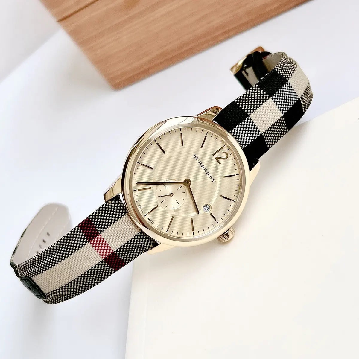Burberry Men’s Watch Leather Multicolour Strap With Gold Dial And Gold Case BU10001 The City