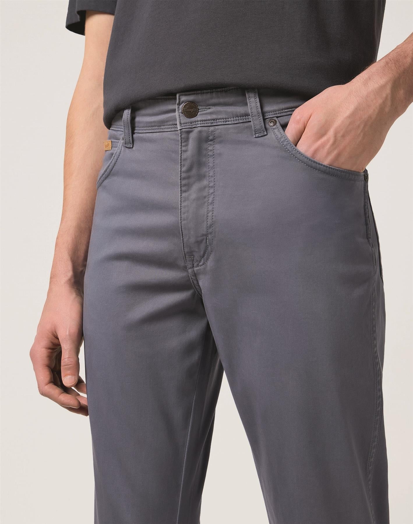 Wrangler Teas Authentic Straight Soft Chino In Waist 40 - 44" In 2 Colours