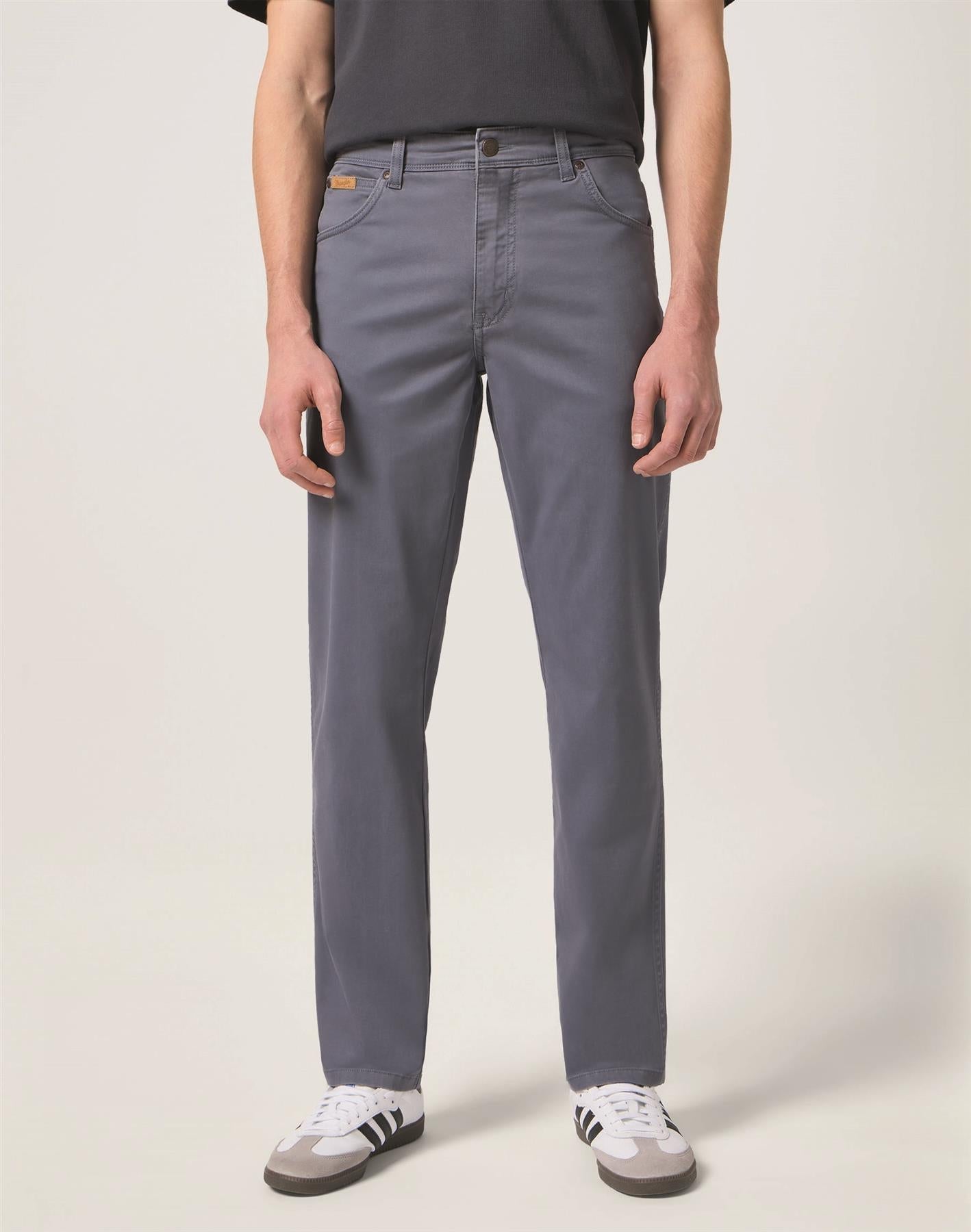 Wrangler Teas Authentic Straight Soft Chino In Waist 40 - 44" In 2 Colours