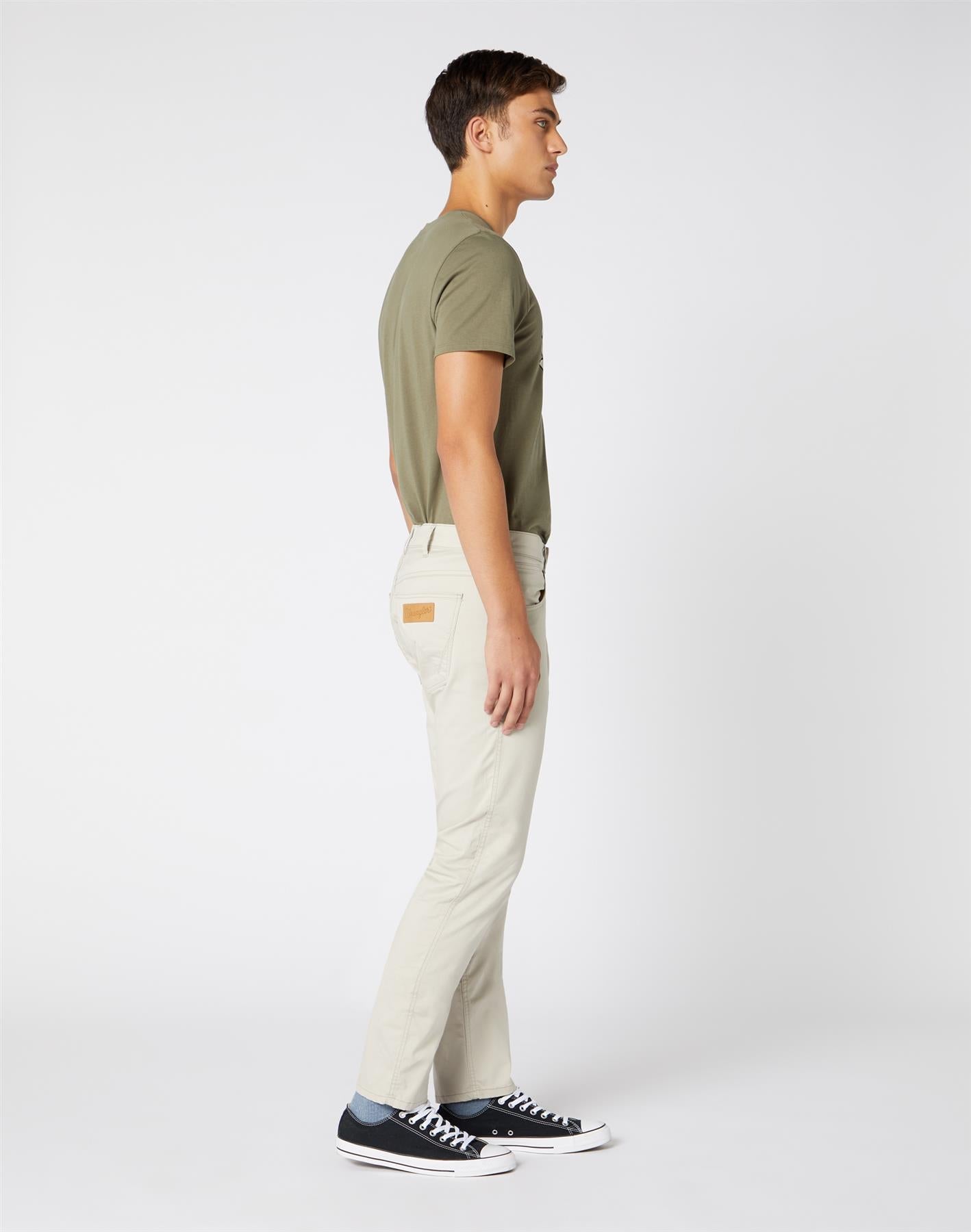 Wrangler Men's Greensboro Stretch Cotton Chino Straight Leg In Stone (W15QWA40V) Size 34-46
