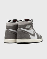 Jordan 1 Retro High OG 'Washed Black'