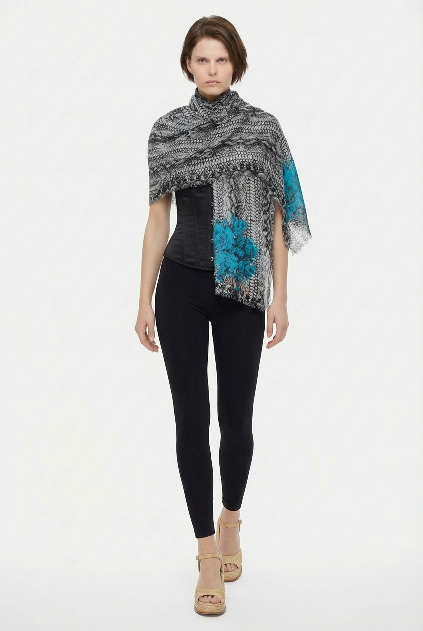 VASSILISA Scarf White: Snake Print