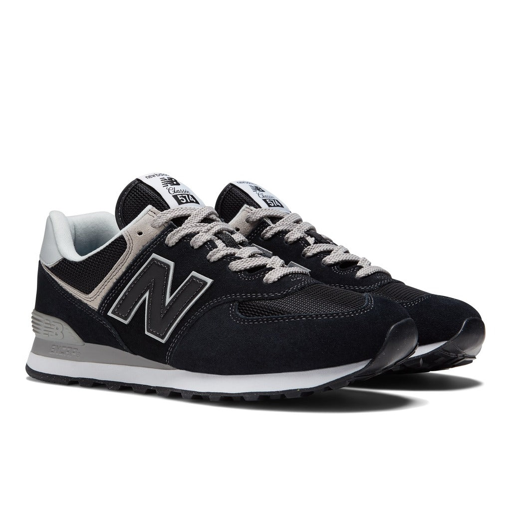 New Balance ML574EVB – Iconic 574 Series Sneakers