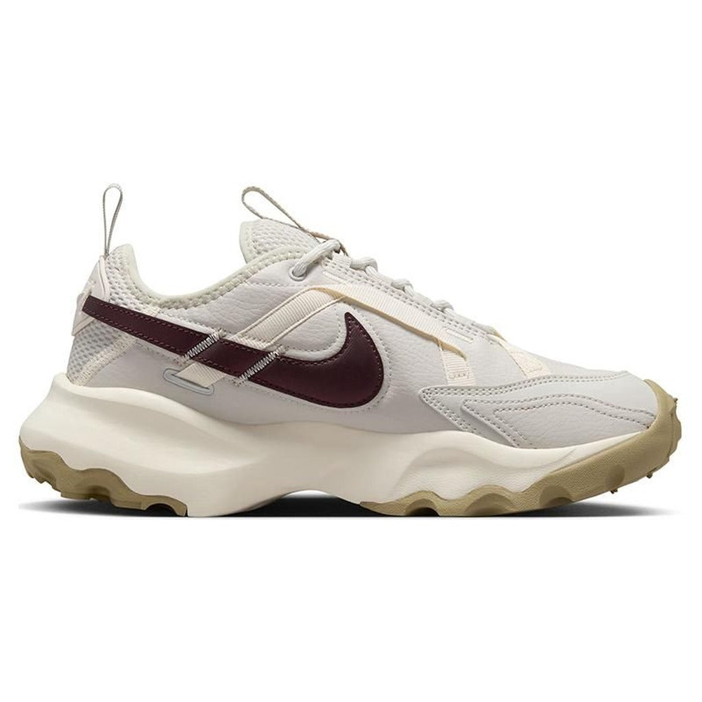 Women’s Nike TC 7900 Casual Fashion Shoes
