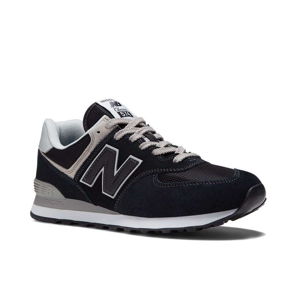 New Balance ML574EVB – Iconic 574 Series Sneakers