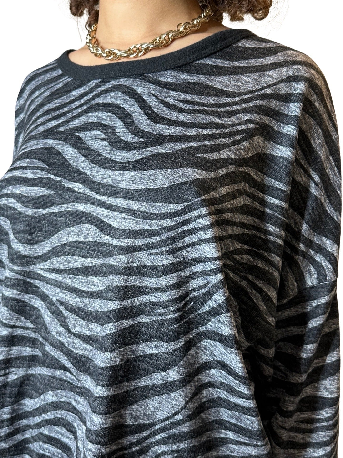 1980's Vintage Batwing Tiger Print Jumper UK 8 - 14