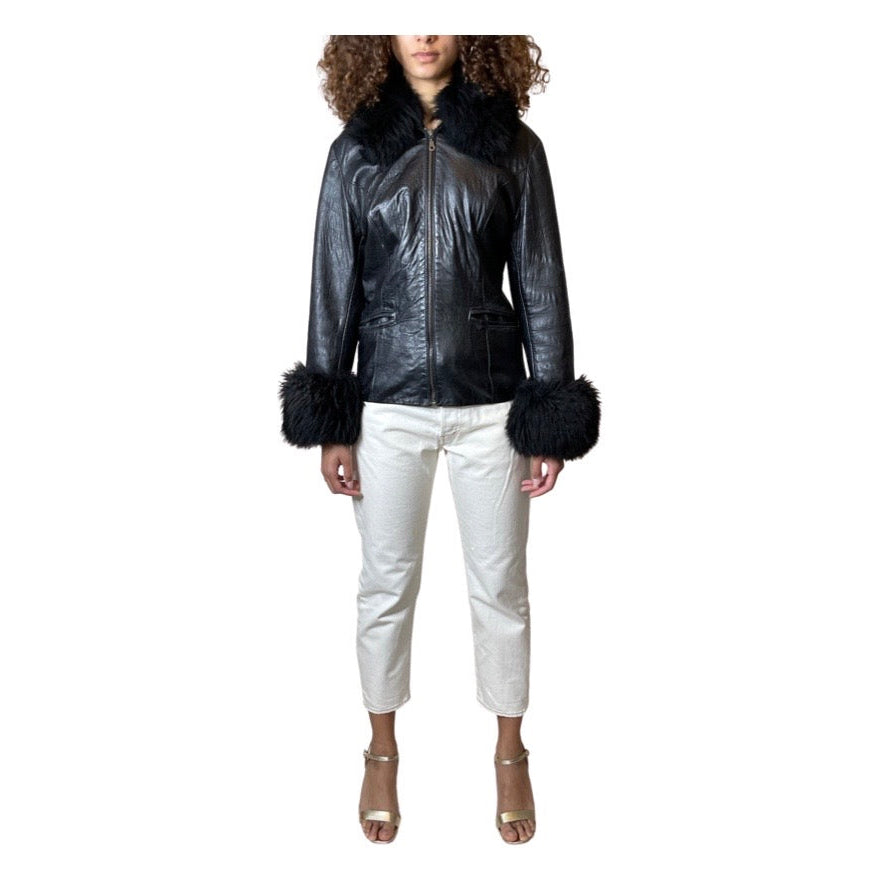 Super Cute Original Vintage 1980's Black Leather & Sheepskin Coat UK 8 - 12