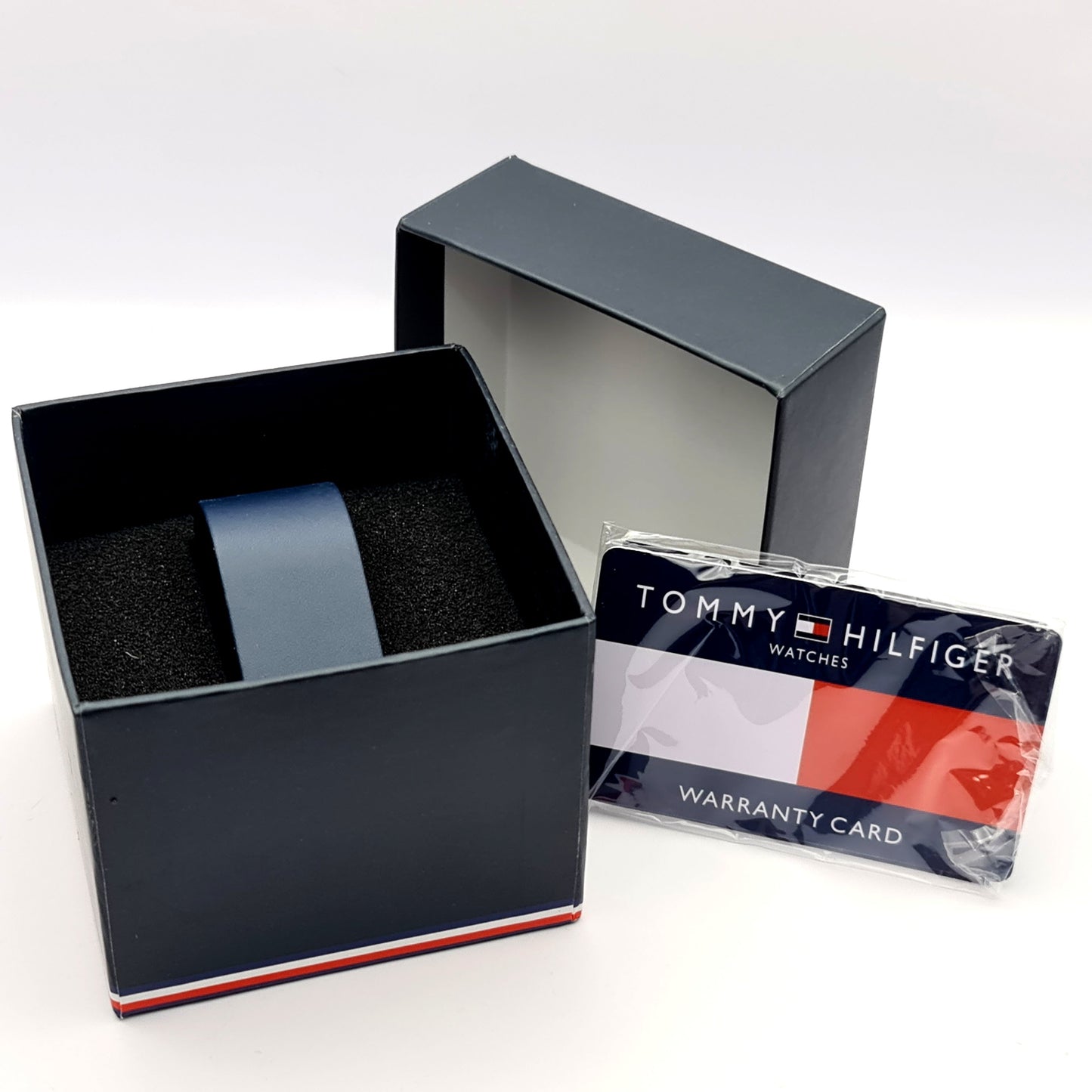 Tommy Hilfiger Men’s Watch Stainless Steel Silver And Gold Strap With White Dial 1791226